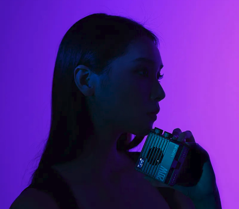 Осветитель Ulanzi LE20 RGB Pocket Light, 2500-9000К, 20 Вт