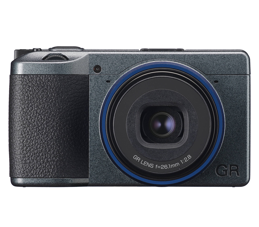Компактный фотоаппарат Ricoh GR IIIx Urban Edition в комплекте с чехлом GC11 (EU, без AC)