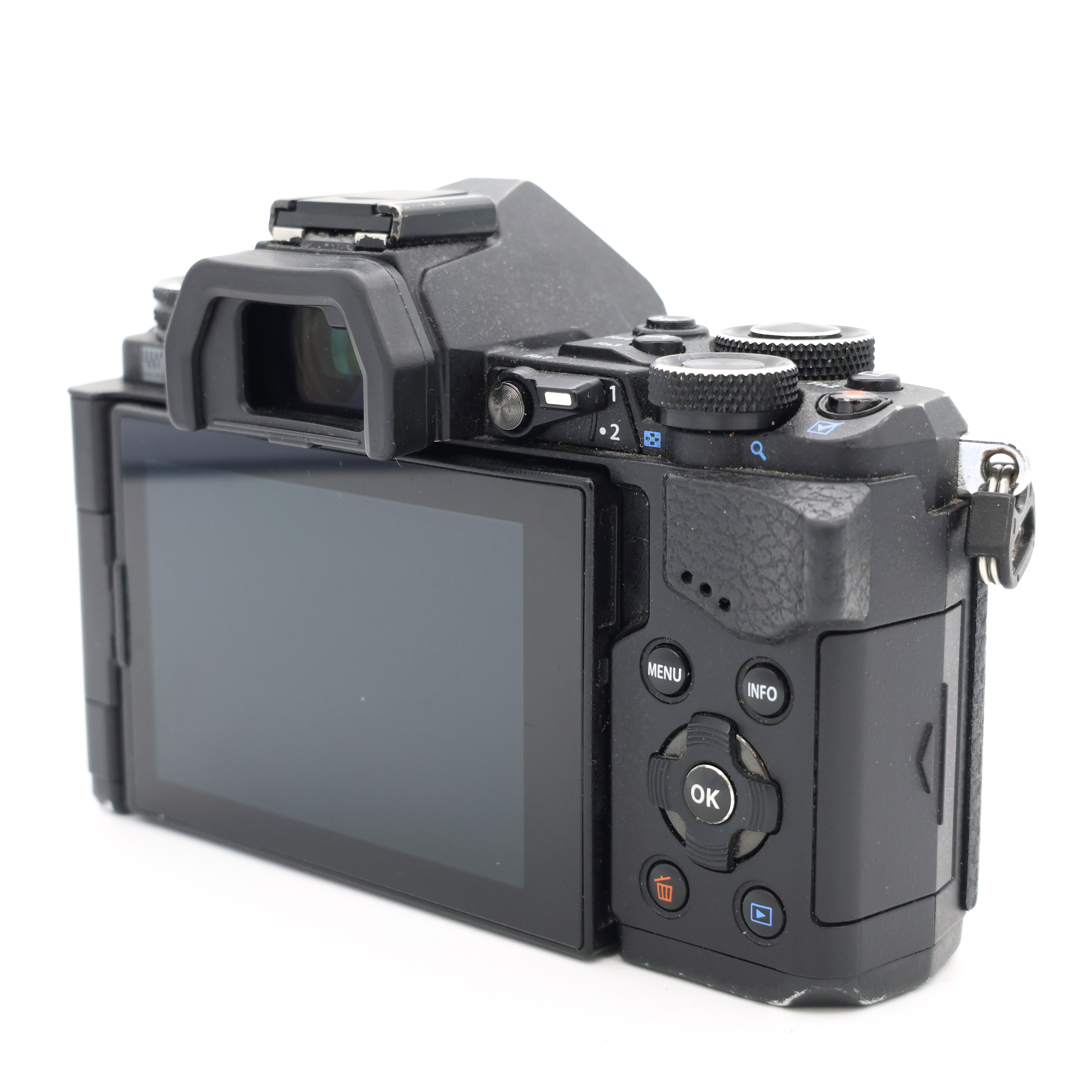 Беззеркальный фотоаппарат Olympus Olympus OM-D E-M5 Mark II Body черный - s.n. BHEA17915 (состояние 3) (б/у)