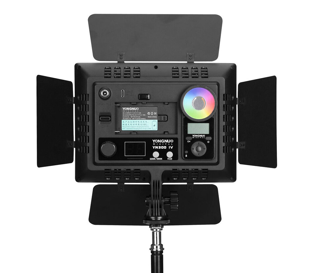 Осветитель Yongnuo YN300 IV, светодиодный, 3200-5600K, RGB, 18 Вт