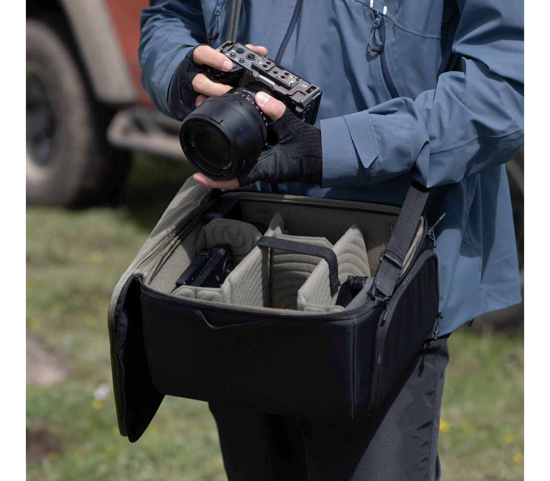 Рюкзак PGYTECH OnePro Flex 40L + Camera Insert M, цвет Space Black