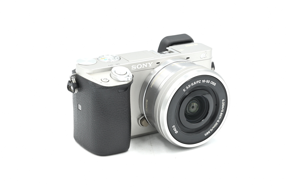 Беззеркальный фотоаппарат Sony A6000 Body (состояние 5-) (б/у)