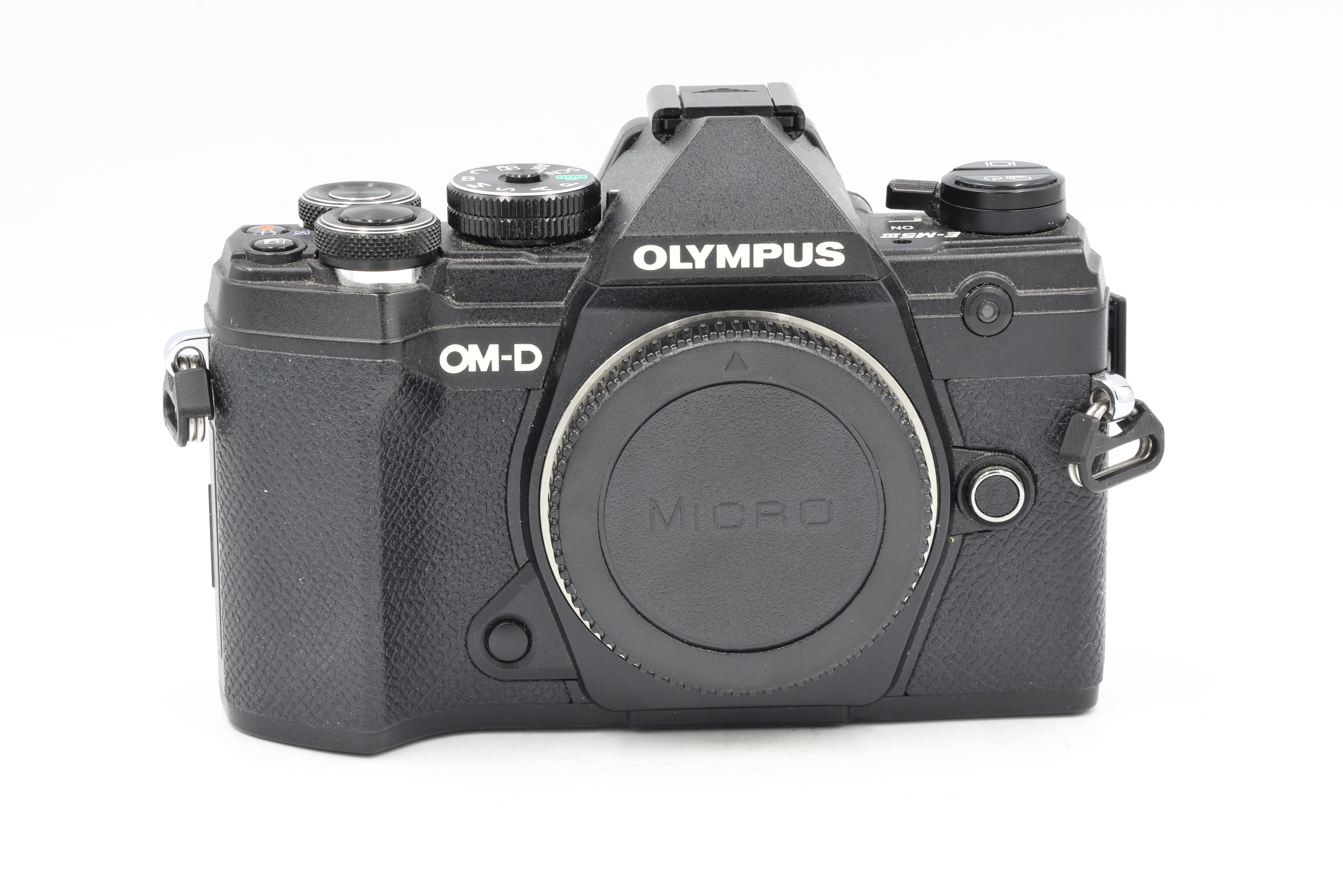 Беззеркальный фотоаппарат Olympus OM-D E-M5 Mark III, черный (состояние 5-) (б/у)