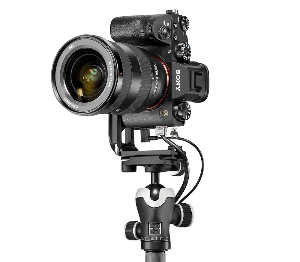 Штативная площадка Gitzo L-Bracket для Sony α7RM3, α9