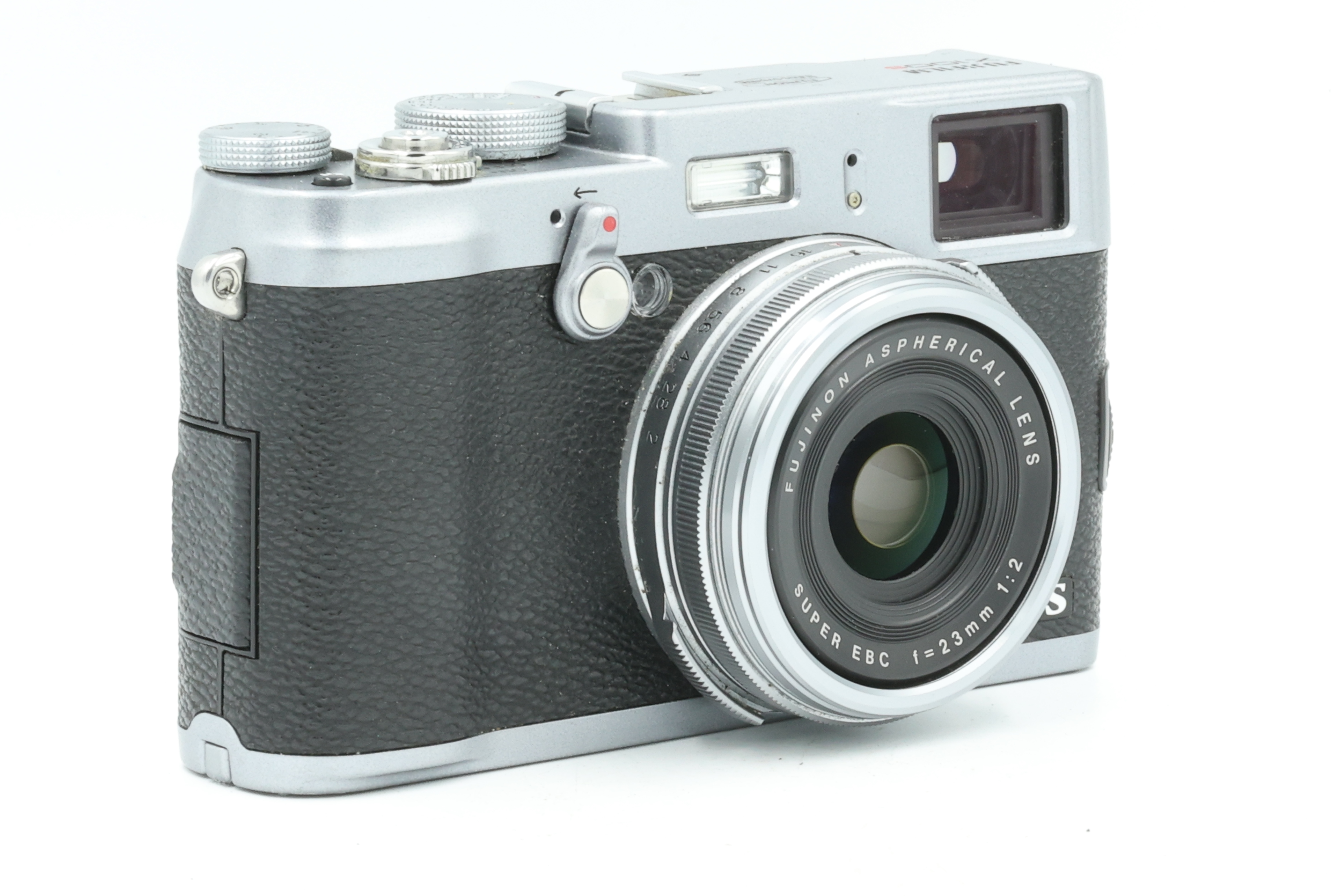 Компактный фотоаппарат Fujifilm X100S Silver (состояние 5-) (б/у)