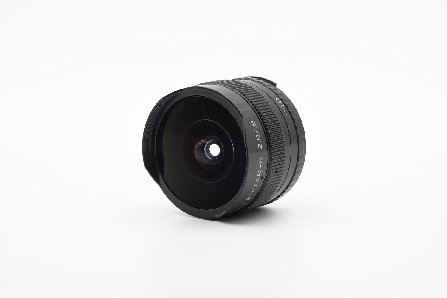 Объектив Зенит Zenitar-N 16mm f/2.8 Fish-Eye Nikon F (состояние 4) (б/у)