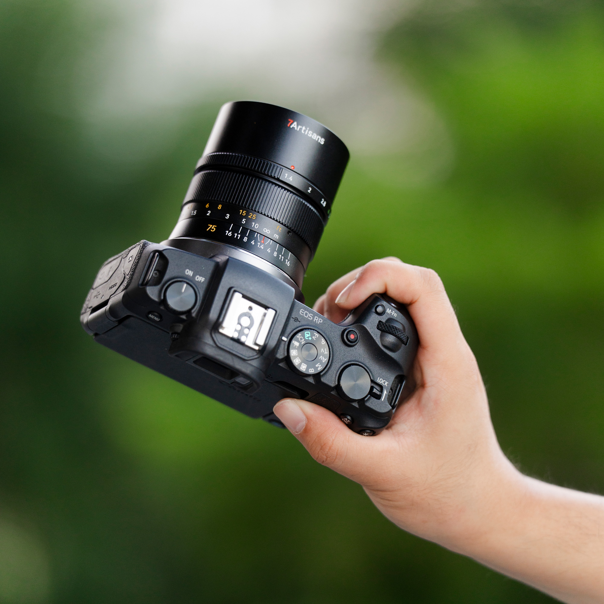 Объектив 7Artisans 75mm f/1.4 V2 Canon RF