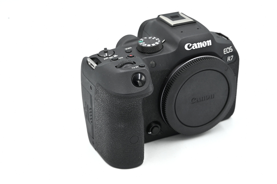 Беззеркальный фотоаппарат Canon EOS R7 Body (состояние 5) (б/у)