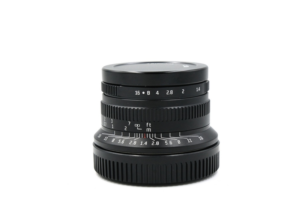 Объектив 7Artisans 35mm f/1.4 Canon RF-S (состояние Like New) (б/у)