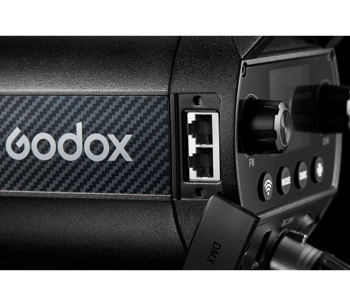 Осветитель Godox SZ300R, светодиодный, фокусируемый 330 Вт, 2800-10000К, RGB