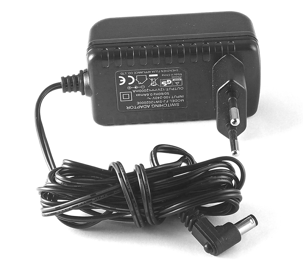 Сетевой адаптер Yongnuo для YN1410, YN160, YN300, YN360 и др. (12В, 2А)