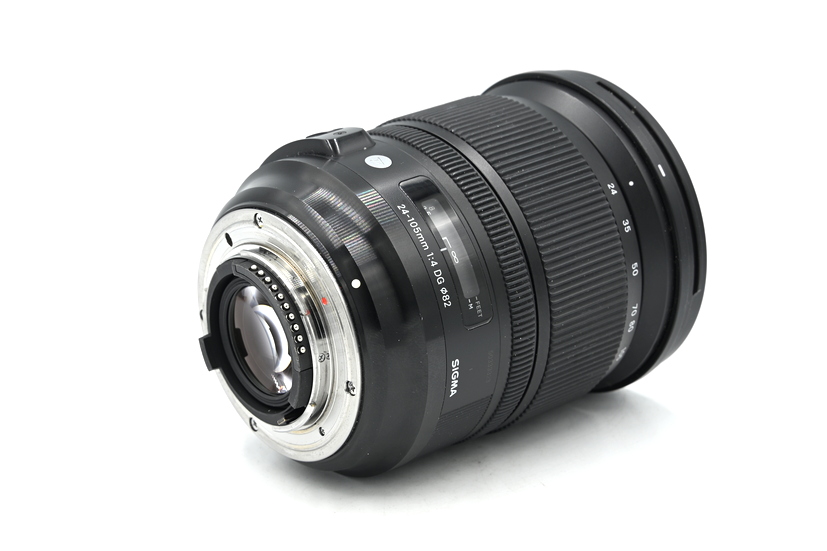 Объектив Sigma 24-105mm f/4 DG OS HSM Art Nikon F (состояние 5-) (б/у)