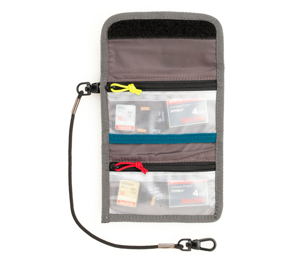 Чехол для карт памяти Tenba Tools Reload Universal Card Wallet, синий