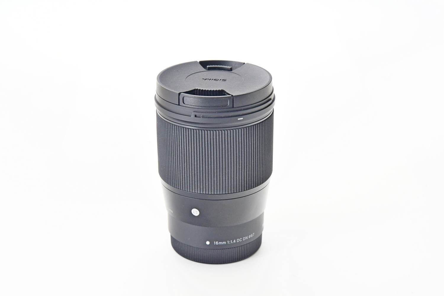 Объектив Sigma 16mm f/1.4 DC DN Canon EF-M (состояние 5) (б/у)