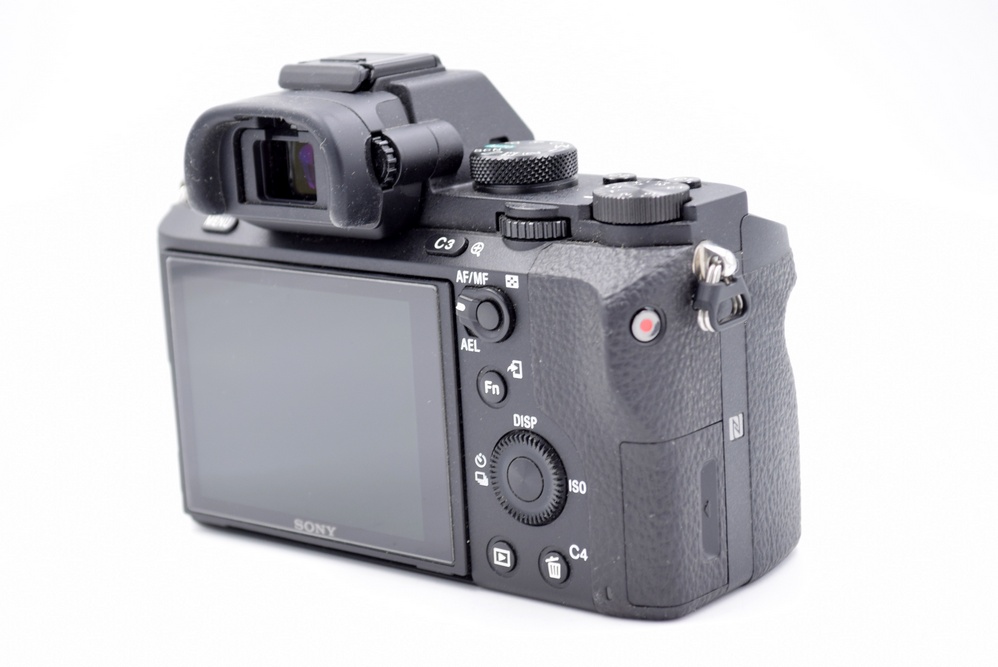 Беззеркальный фотоаппарат Sony A7 II Kit 28-70mm OSS (состояние 5-) (б/у)