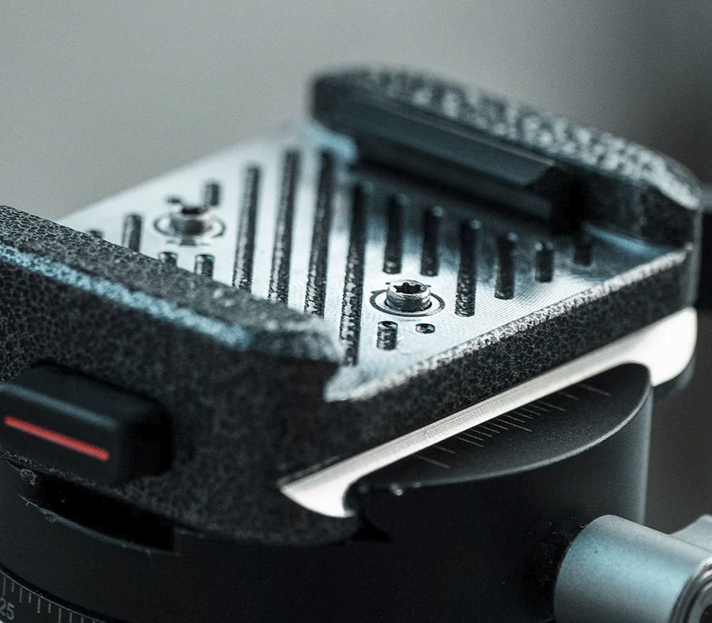 Крепление и съемная площадка PGYTECH Arca-Type Quick Release Clamp & Plate V2