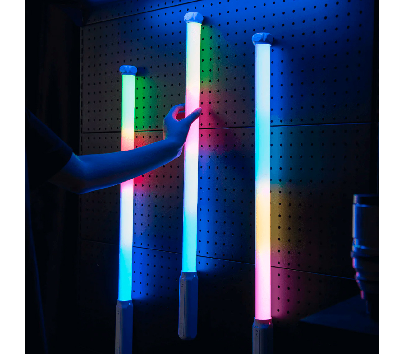 Осветитель Viltrox P12, 12 RGB пикселей, 2500-8500К, 10 Вт