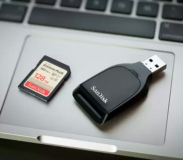 Карт-ридер SanDisk SD UHS-I