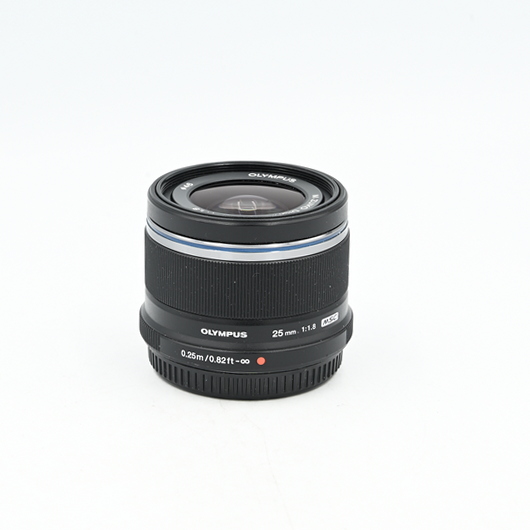 Объектив Olympus M.Zuiko 25mm f/1.8 black - с.н. 345051996 (состояние 5-) (б/у)