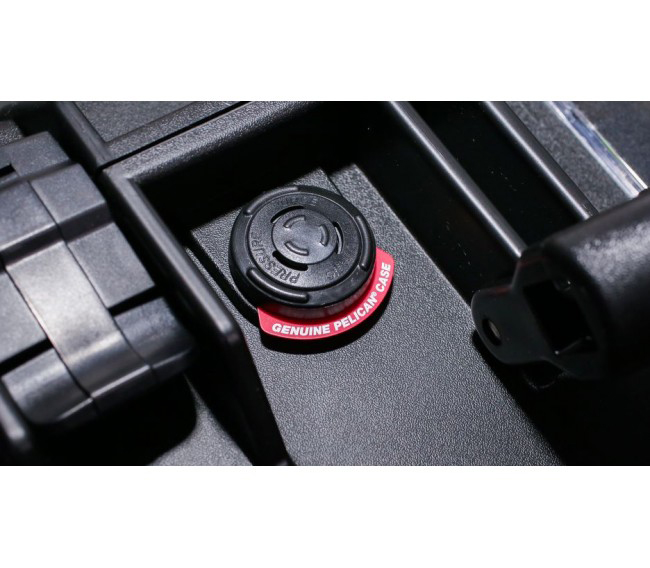 Защитный кейс Peli 1525Air WL/WF PB, с наполнением из поропласта, черный
