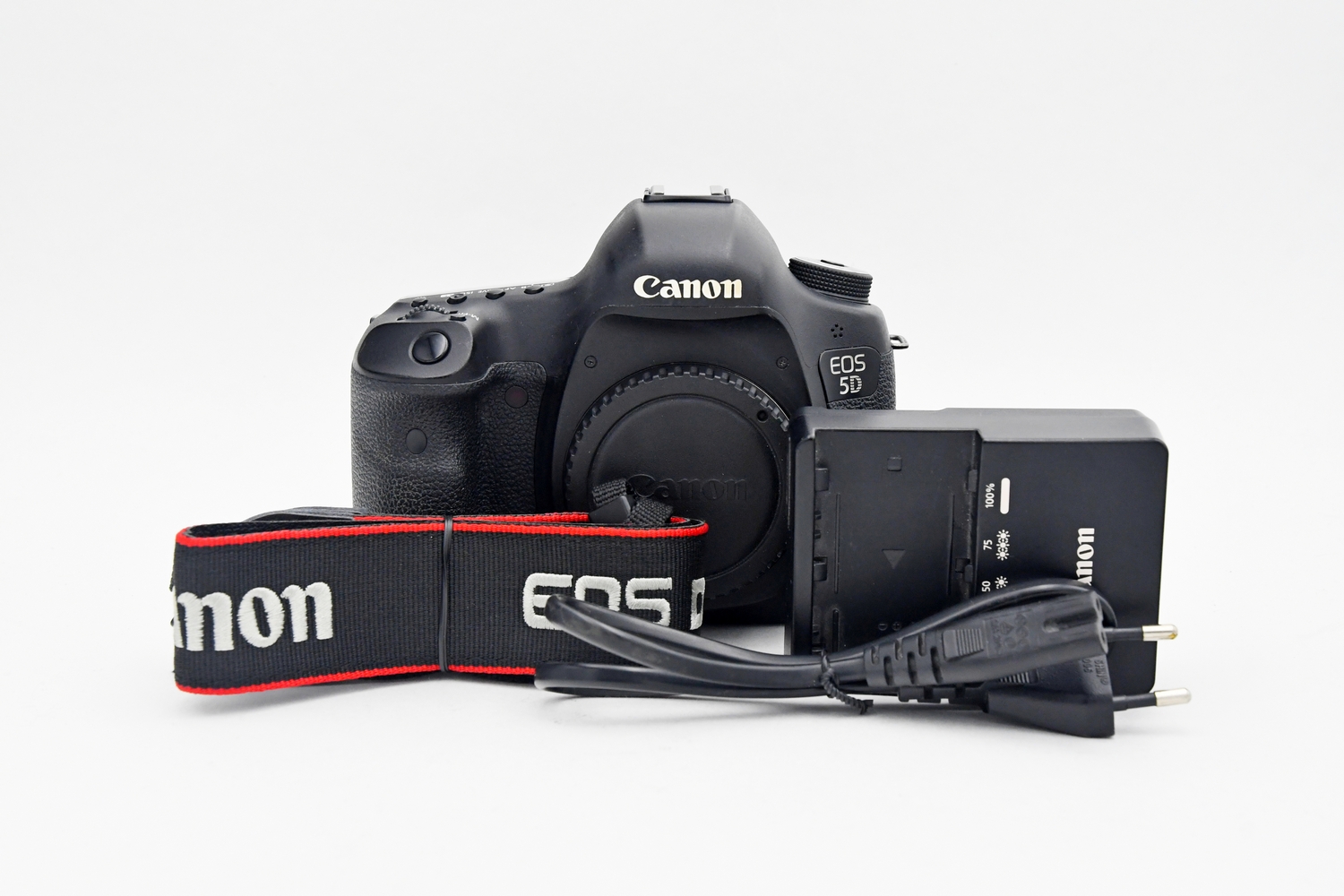 Зеркальный фотоаппарат Canon EOS 5D Mark III Body (состояние 4) (б/у)