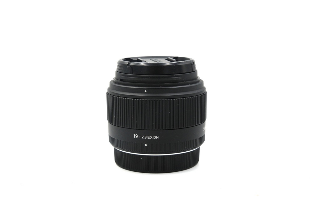 Объектив Sigma 19mm f/2.8 EX DN Micro 4/3, черный (состояние 5-) (б/у)