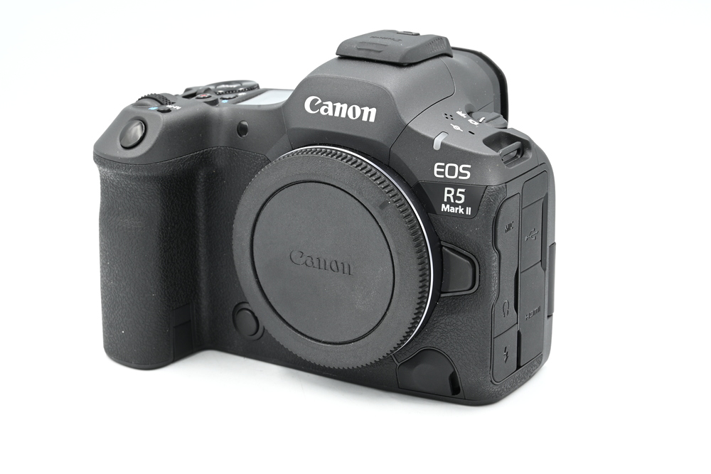 Беззеркальный фотоаппарат Canon EOS R5 Mark II Body (состояние Like New) (б/у)