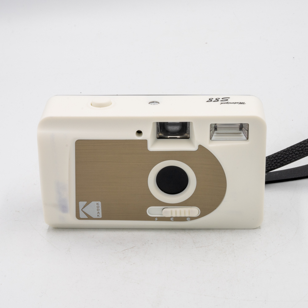 Плёночный фотоаппарат Kodak S88 Motorized Film Camera, белый (состояния 4) (б/у)