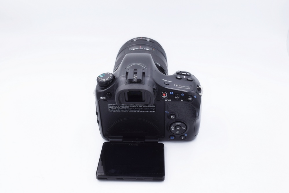 Зеркальный фотоаппарат Sony Alpha 65 + Sony A 16-50 mm f/2.8 DT SSM (состояние 4) (б/у)