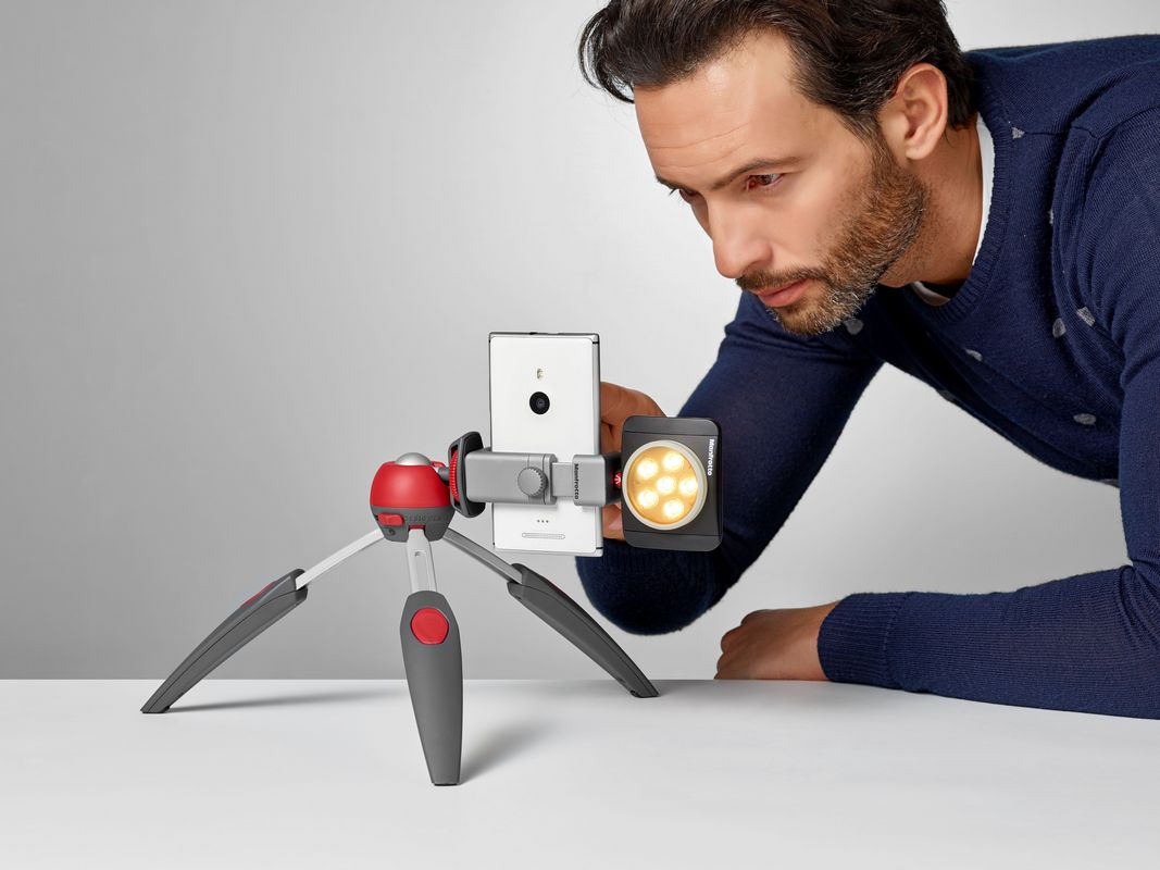 Держатель смартфона Manfrotto TwistGrip универсальный (MTWISTGRIP)