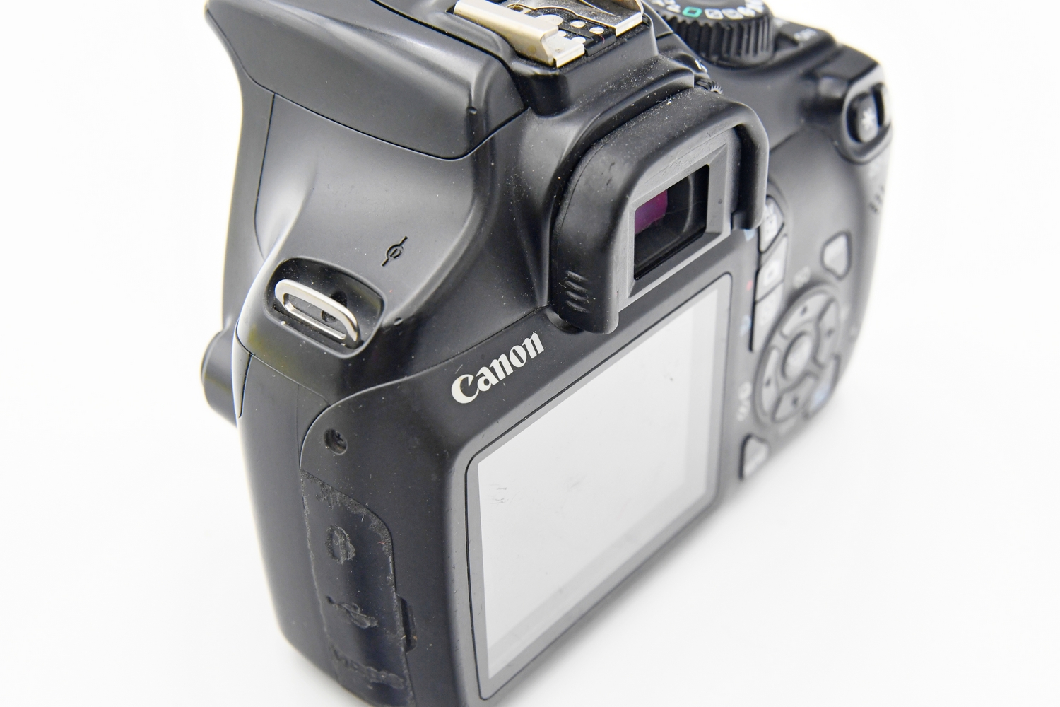 Зеркальный фотоаппарат Canon EOS 1100D Body (состояние 3) (б/у)