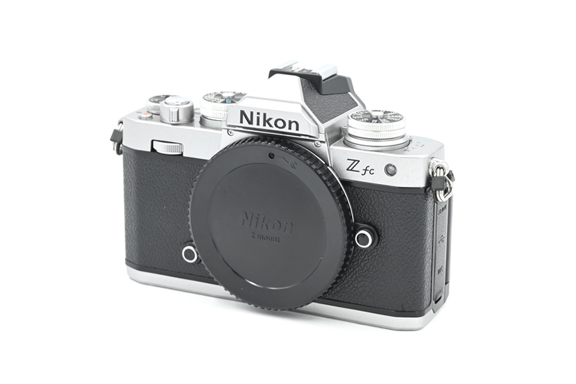 Беззеркальный фотоаппарат Nikon Z fc Body Silver (состояние 5-) (б/у)