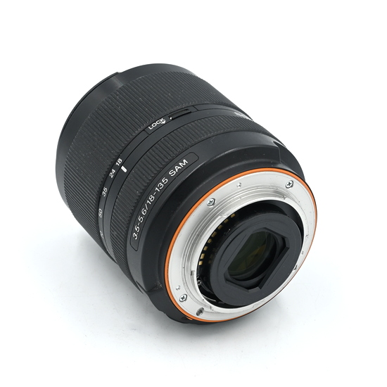 Объектив Sony 18-135mm f/3.5-5.6 SAM DT (состояние 5-) (б/у)