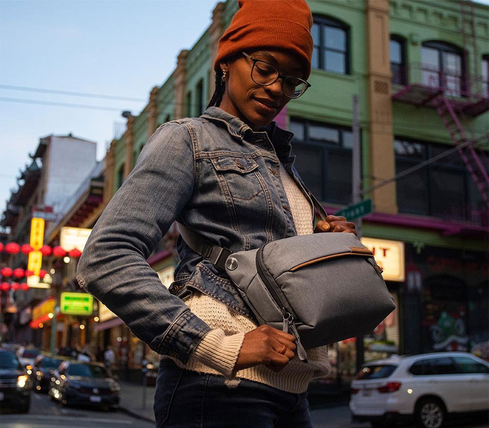 Сумка Peak Design The Everyday Sling 6L V2.0, серая