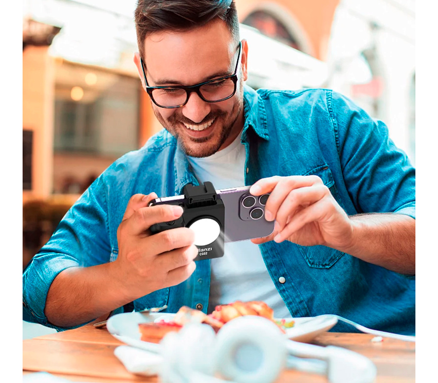 Держатель для смартфона Ulanzi CG-02 V2 Smartphone Camera Grip, с кнопкой спуска