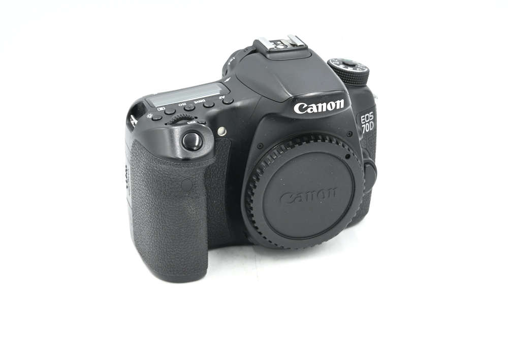 Зеркальный фотоаппарат Canon EOS 70D Body (состояние 5-) (б/у)