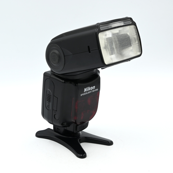 Фотовспышка Nikon Speedlight SB-900 (состояние 4) (б/у)