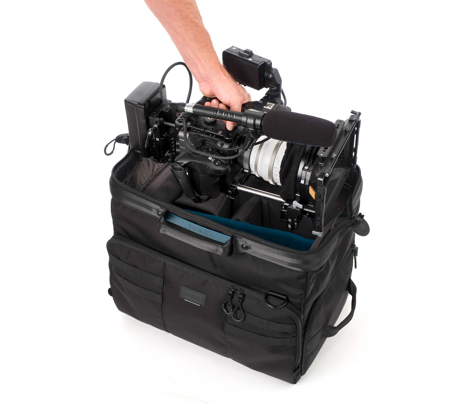 Сумка Tenba Cineluxe v2 Shoulder Bag 21 Hightop