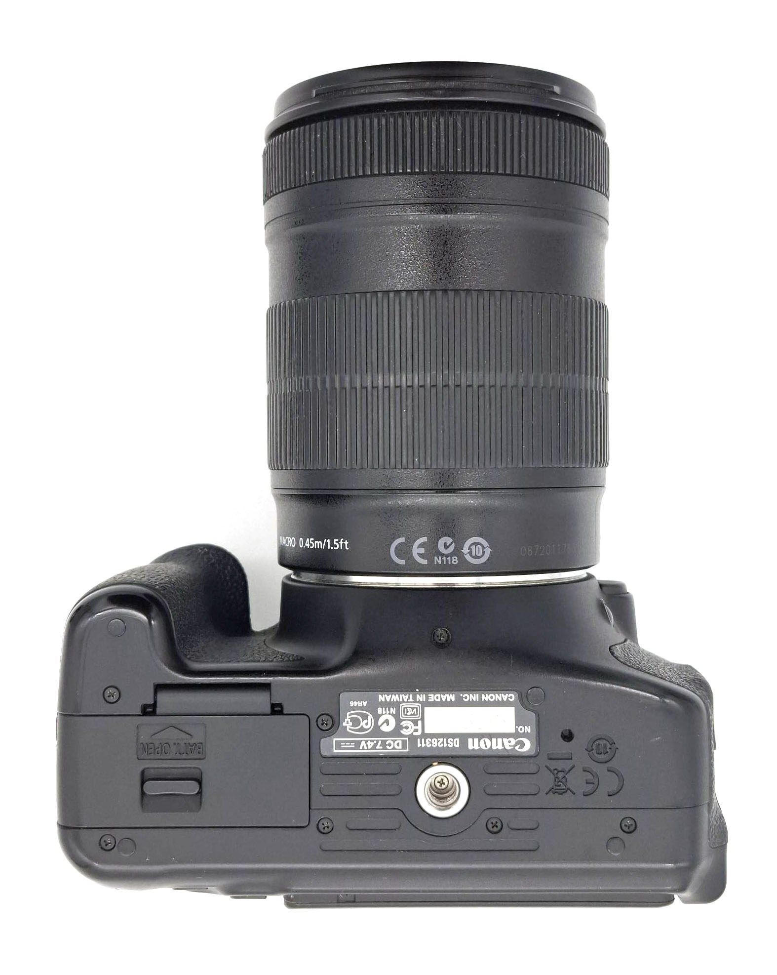 Зеркальный фотоаппарат Canon EOS 600D Kit EF-S 18-135mm IS (состояние 5-) (б/у)