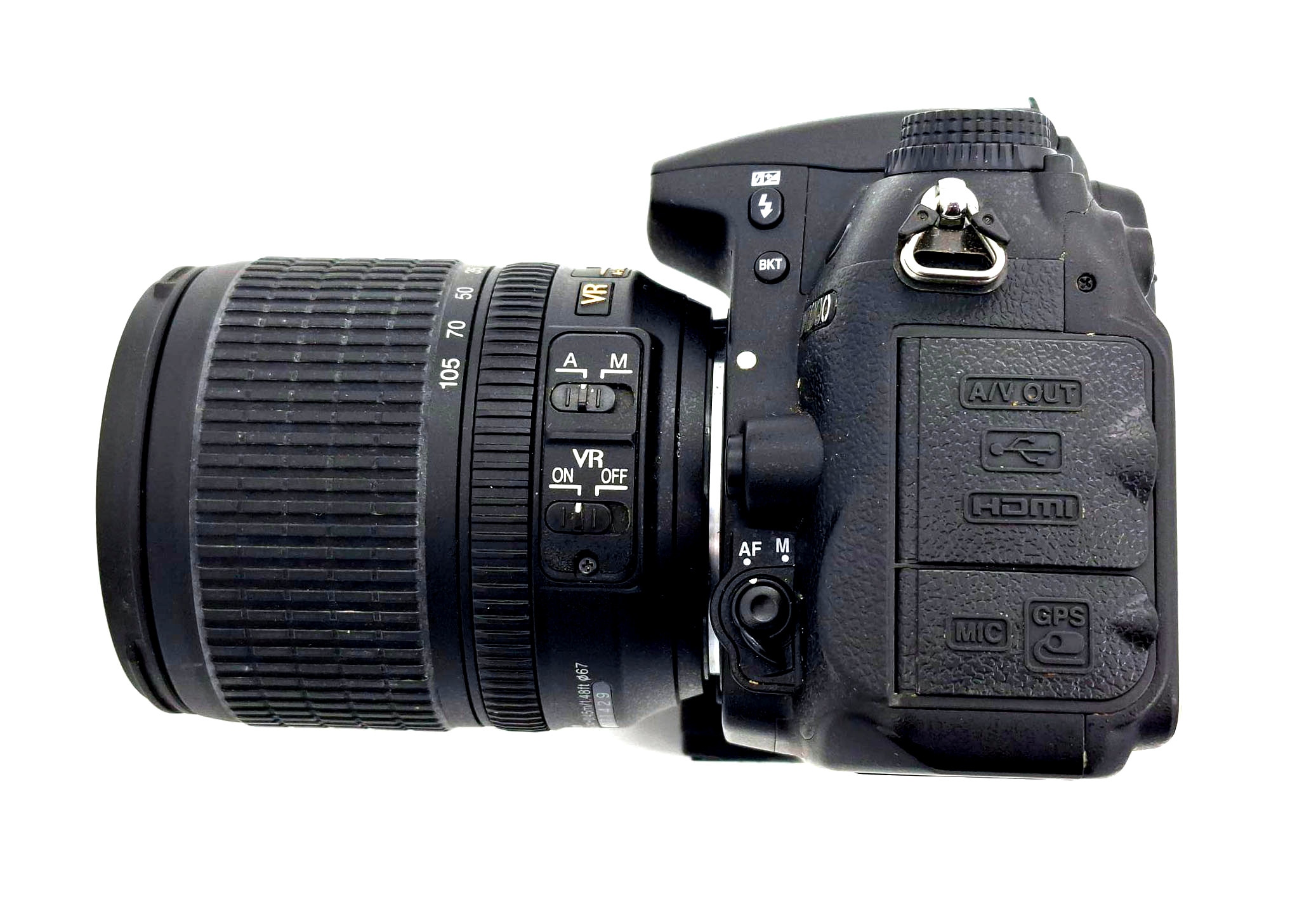 Зеркальный фотоаппарат Nikon D7000 Kit AF-S 18-105mm f/3.5-5.6G VR (состояние 4-) (б/у)