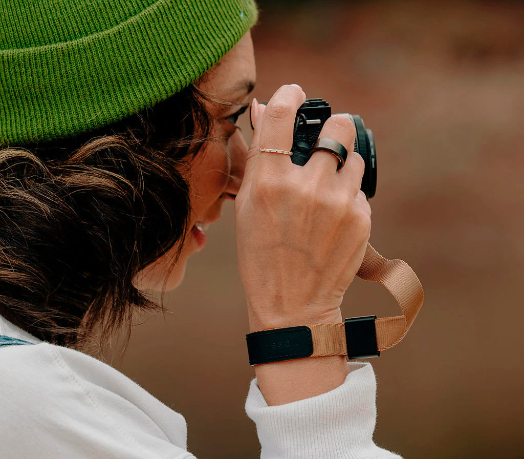 Ремень на запястье Peak Design Cuff, коричневый (Coyote)