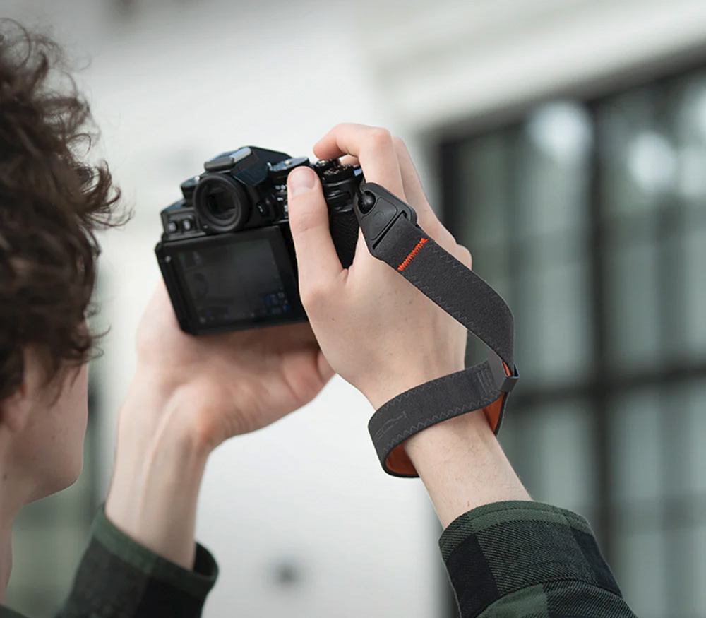 Ремень на запястье PGYTECH Camera Wrist Strap, цвет Deep Grey