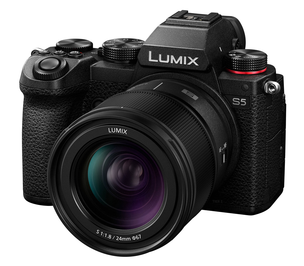 Объектив Panasonic Lumix S 24mm f/1.8