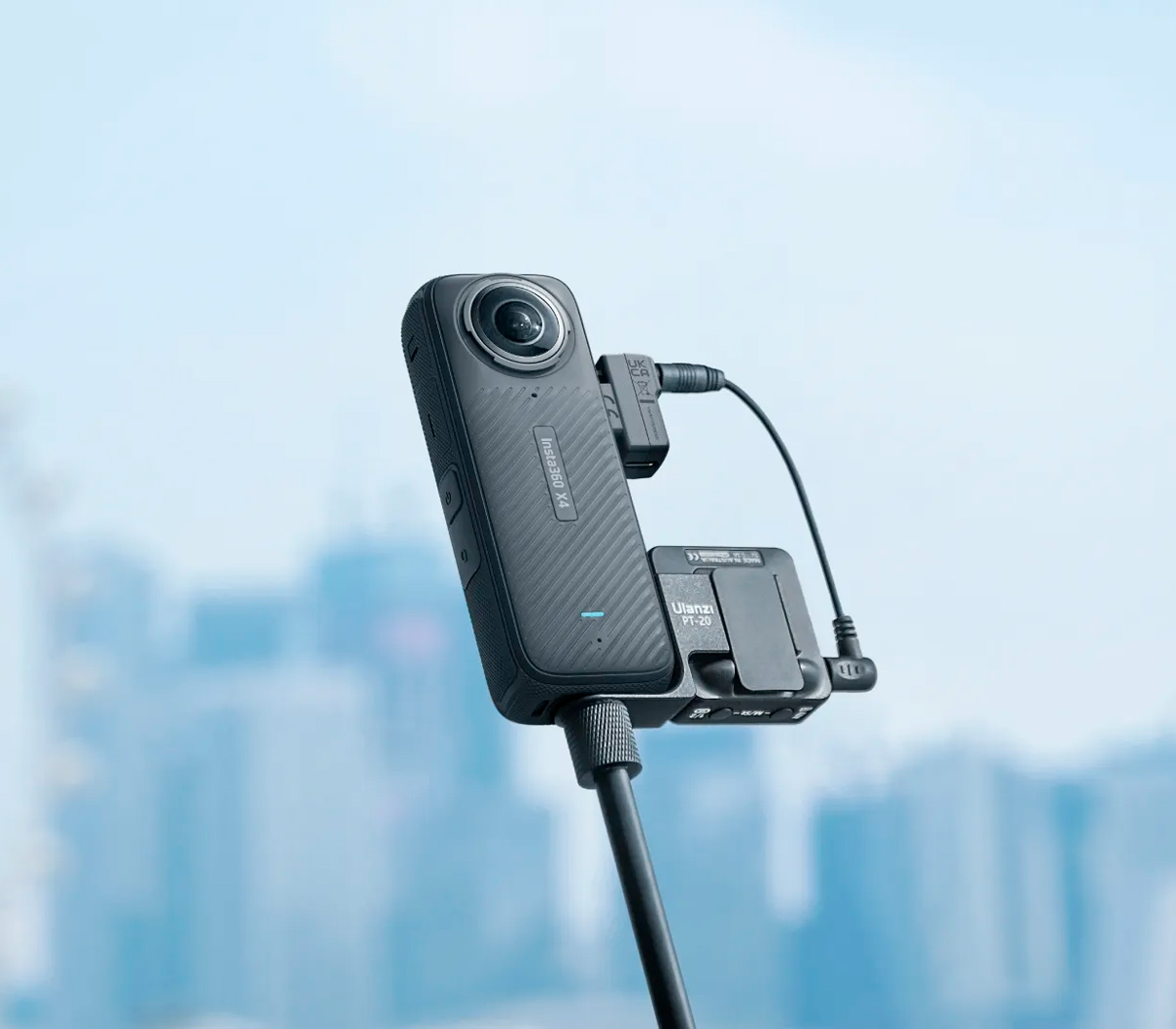 Адаптер Insta360 X4 Mic Adapter для внешнего микрофона