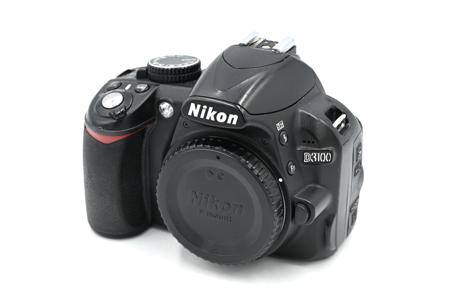 Зеркальный фотоаппарат Nikon D3100 Body (состояние 5-) (б/у)