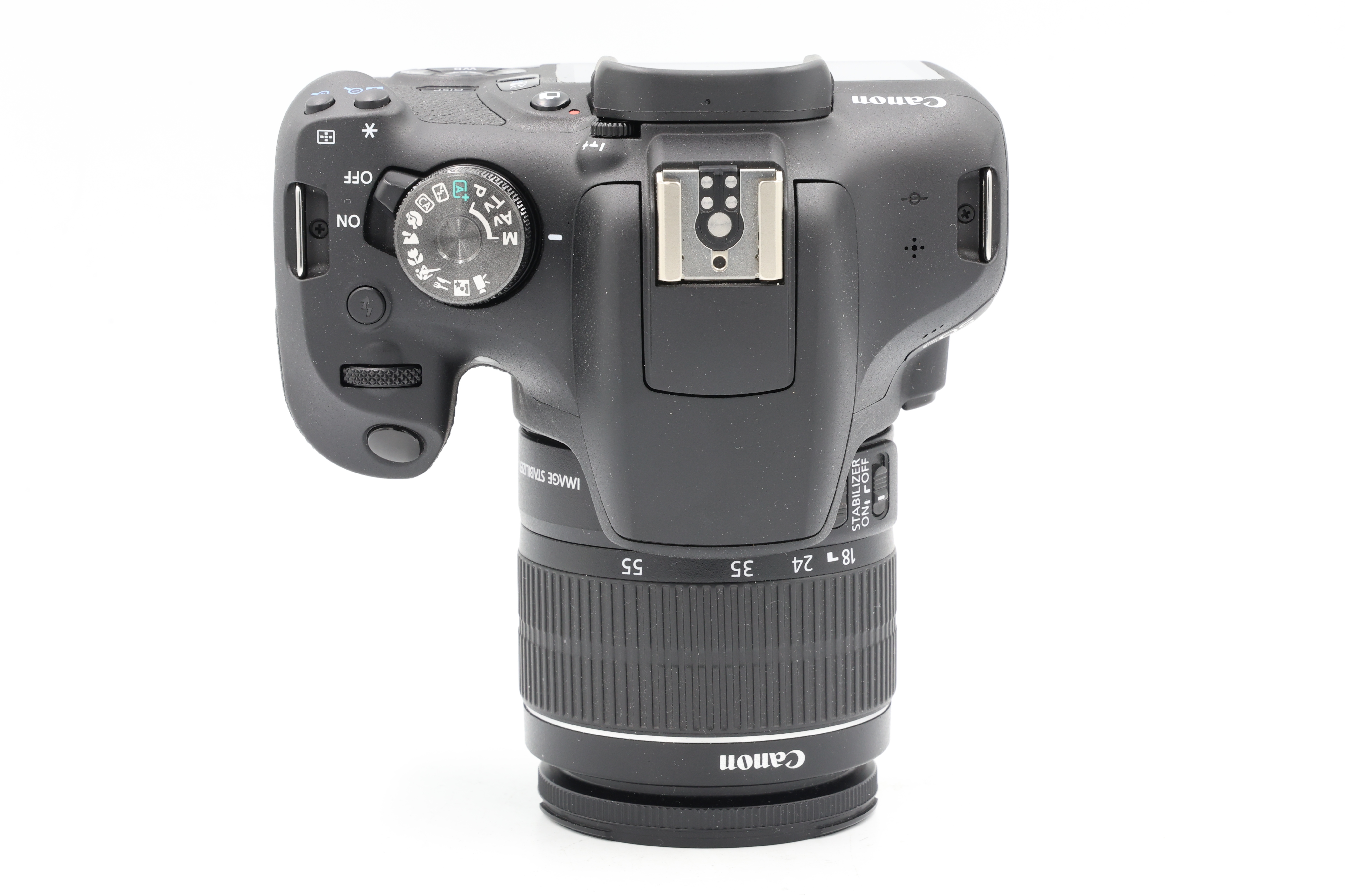 Зеркальный фотоаппарат Canon EOS 2000D Kit EF-S 18-55mm f/3.5-5.6 IS II (состояние 5) (б/у)