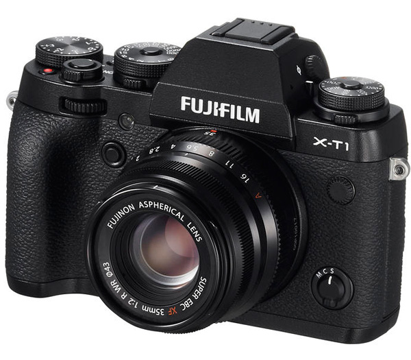 Объектив Fujifilm XF 35mm f/2 R WR, черный