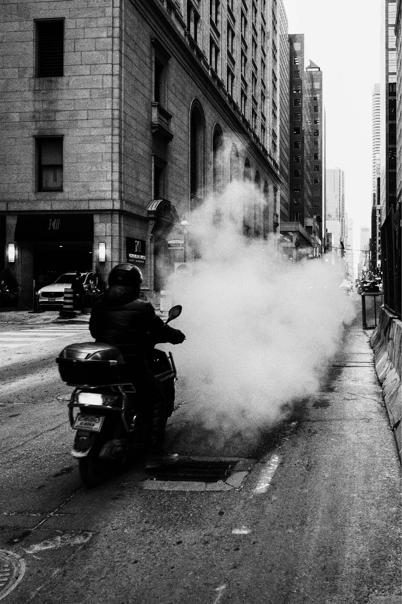 Компактный фотоаппарат Ricoh GR IV Monochrome