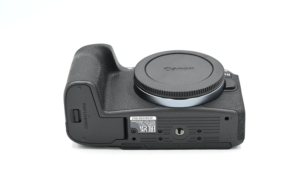 Беззеркальный фотоаппарат Canon EOS R8 Body (состояние Like New) (б/у)