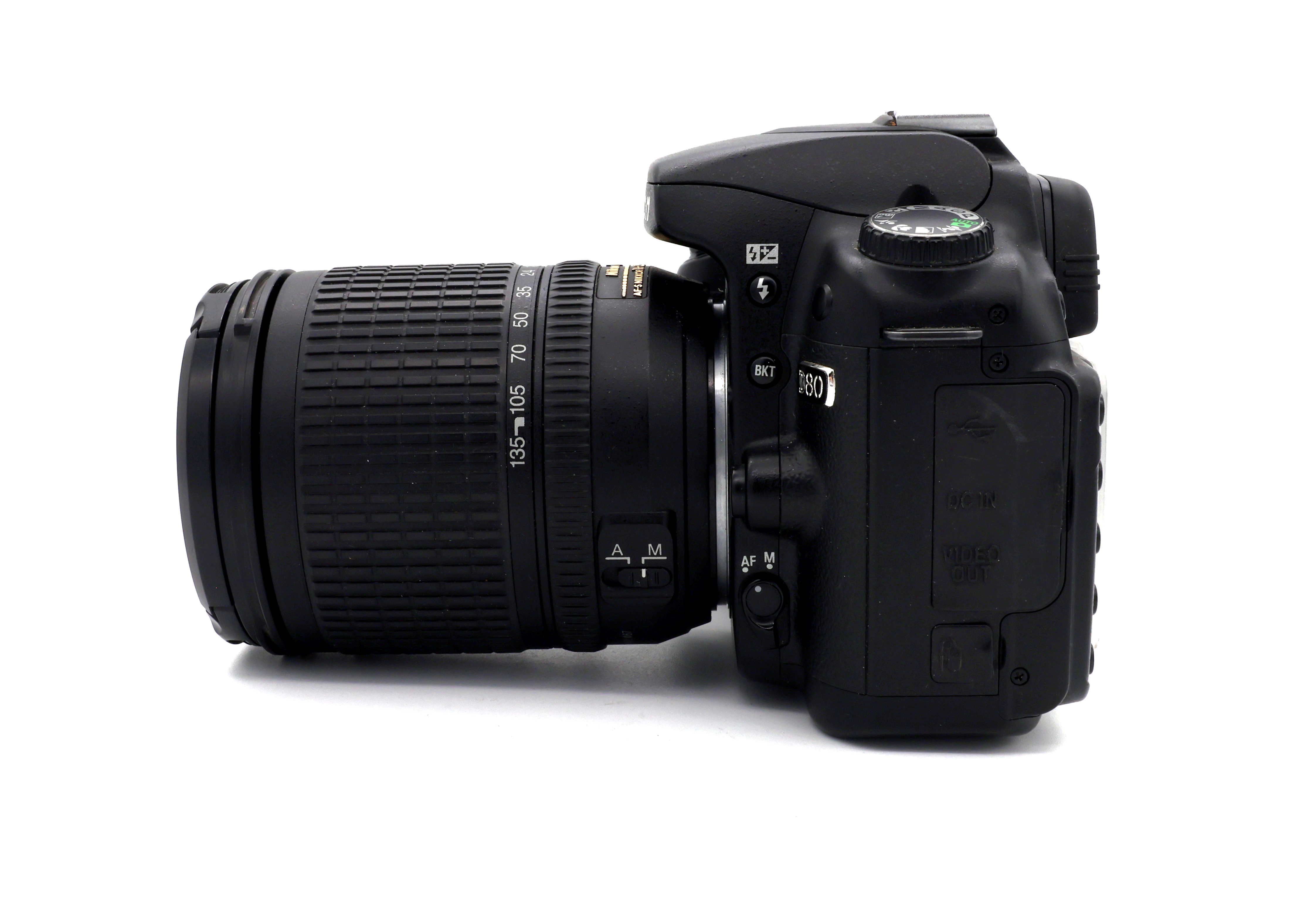 Зеркальный фотоаппарат Nikon D80 Kit 18-135mm f/3.5-5.6G ED DX (состояние 4) (б/у)